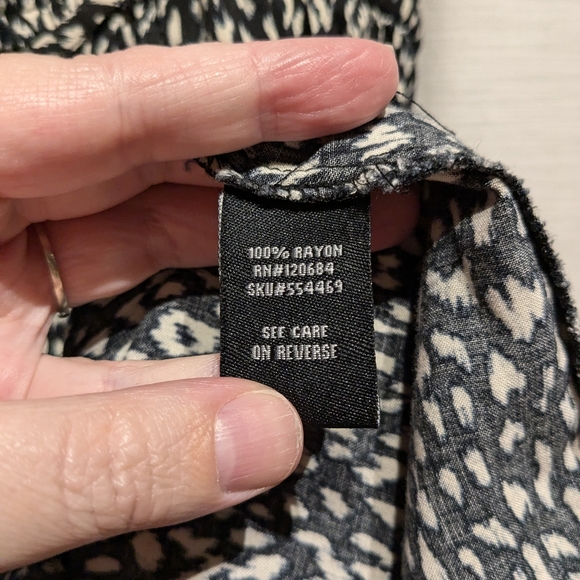 Torrid Sun Dress Size 2 EUC - Picture 6 of 6